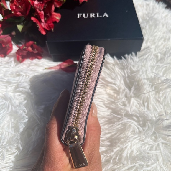 Furla Babylon Leather Zippy Bi-fold Wallet in Pink - Picture 13 of 15